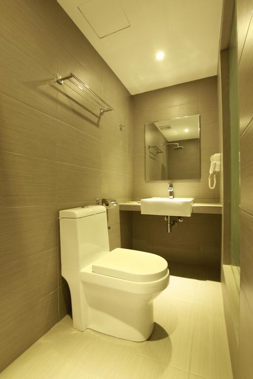 Hotel 99 Pusat Bandar 푸총 외부 사진