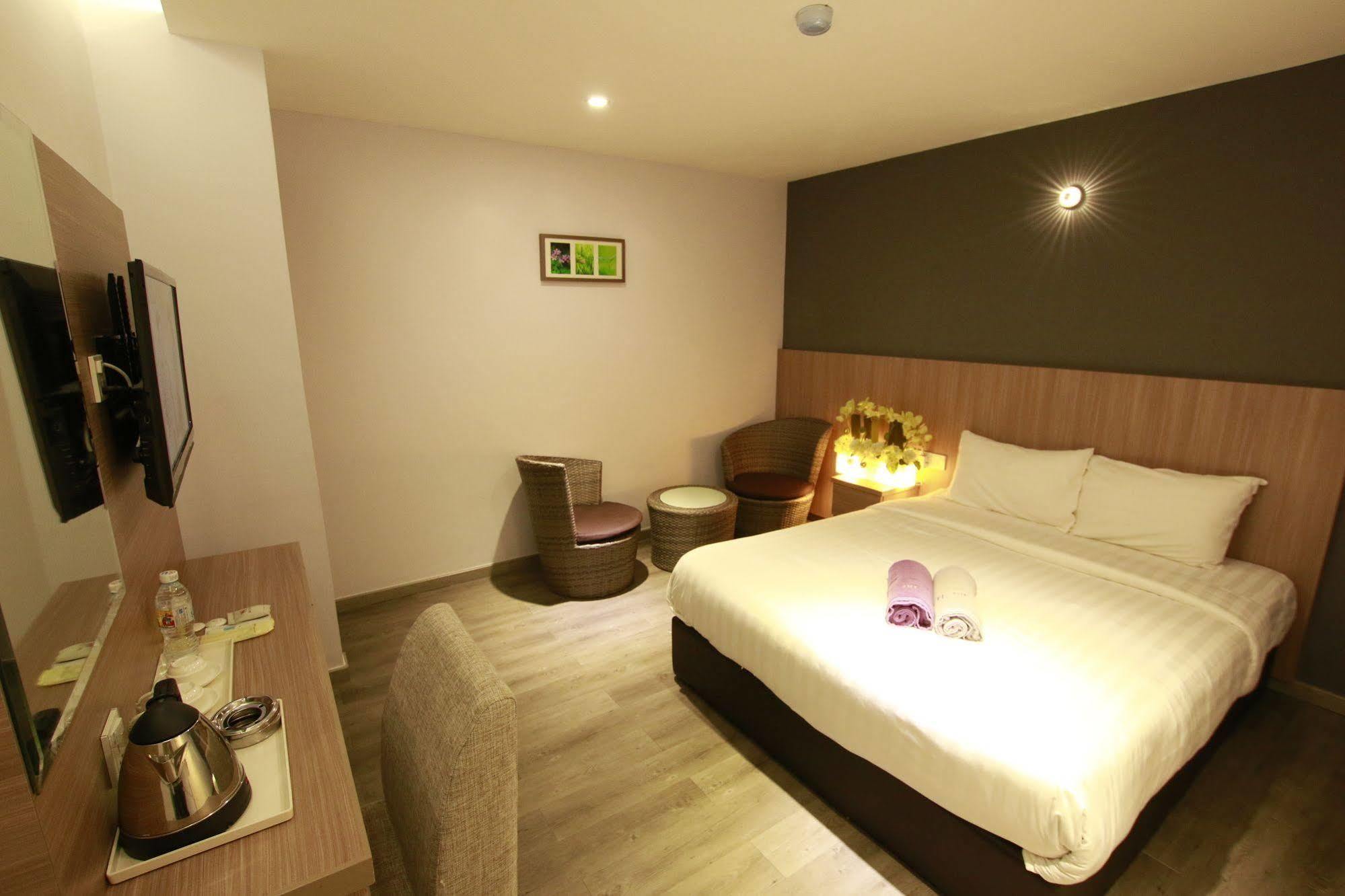 Hotel 99 Pusat Bandar 푸총 외부 사진