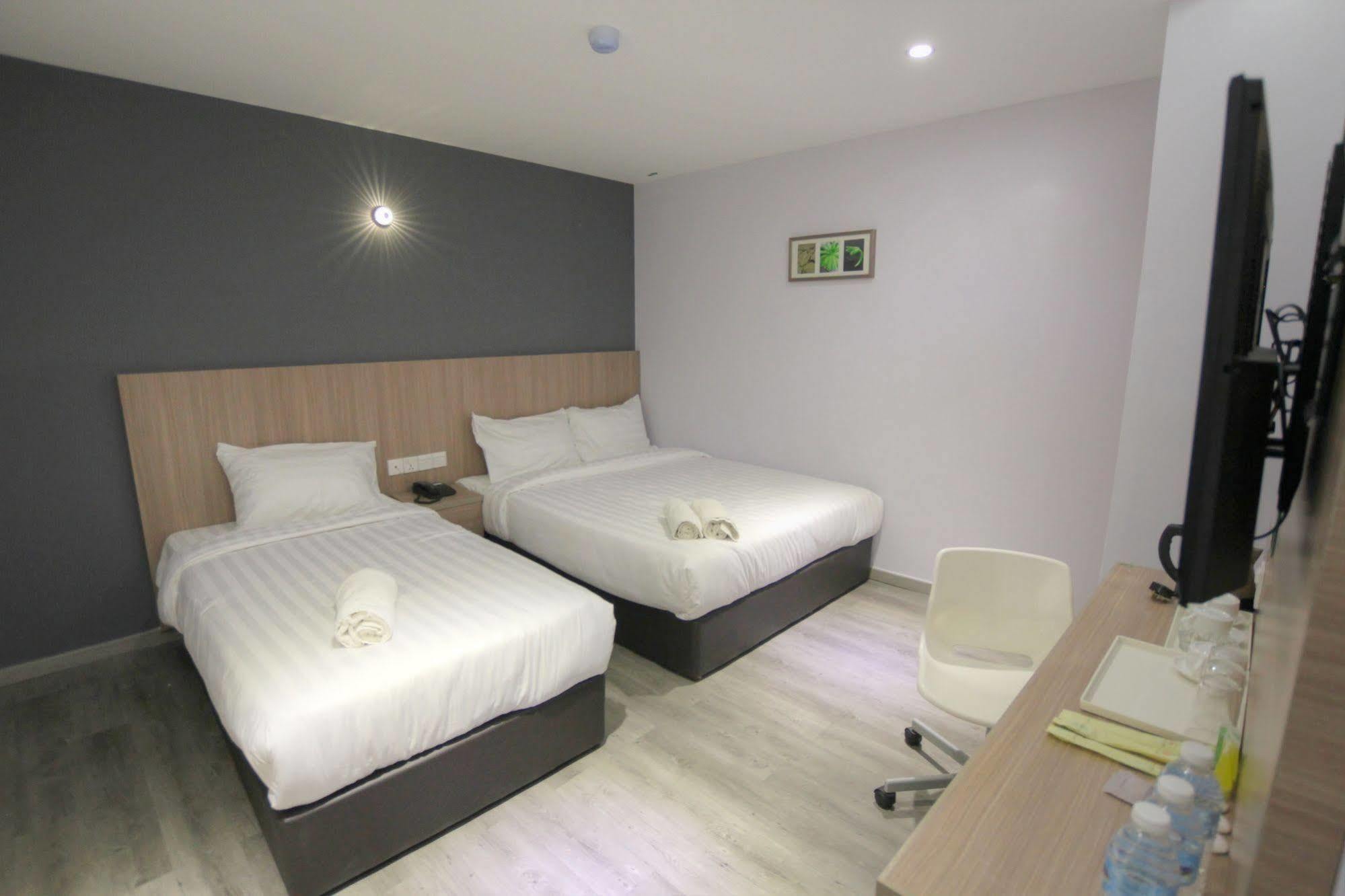 Hotel 99 Pusat Bandar 푸총 외부 사진